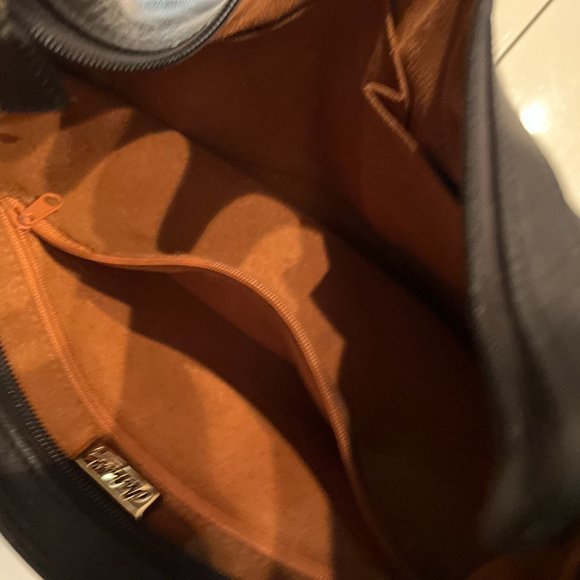 Ashneil black Bag‎ (Very Gently-Used) - Picture 16 of 16